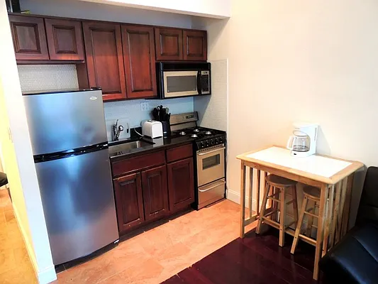 Rented by J Misrahi Realty Corp | media 7