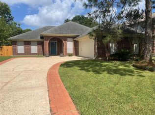 209 Chariss Glen Dr, League City, TX 77573