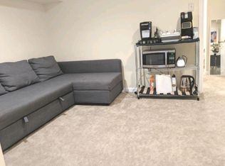 424 Lamont St NW #B, Washington, DC 20010