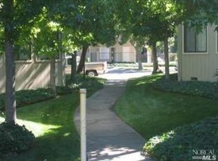 2682 Westberry Dr, Santa Rosa, CA 95403
