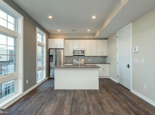 1340 S 13th St APT 3B, Philadelphia, PA 19147