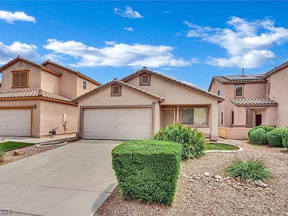 3rd image of 4664 Swaying Palms Dr