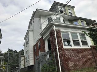 18 Sanhican Dr, Trenton, NJ 08618
