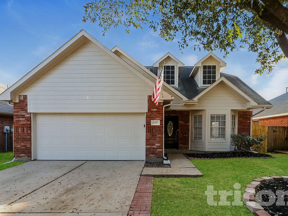 1st image of 21207 Woodland Green Dr