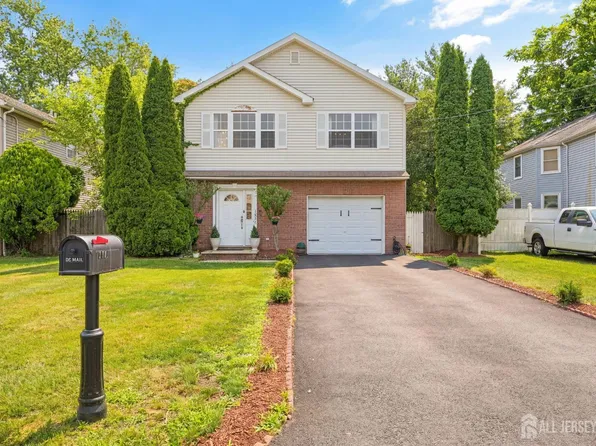 2402 Hamlette Pl, Scotch Plains, NJ 07076