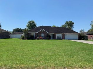 205 Joshua St, Iowa, LA 70647