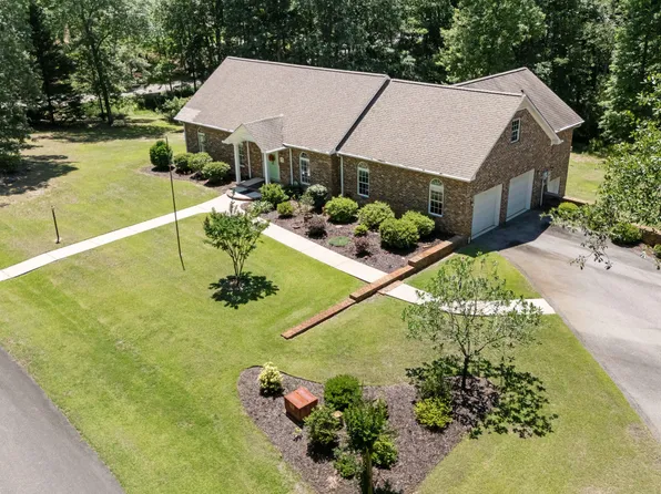 1035 Park Dr, Santee, SC 29142