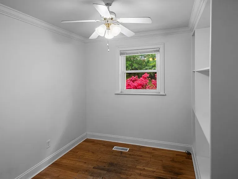 4908 Lonas Dr — Photo 27