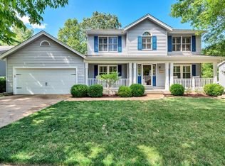 1820 Locks Mill Dr, Fenton, MO