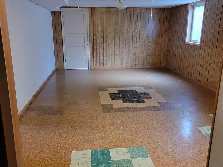840 Faith Ct — Photo 22