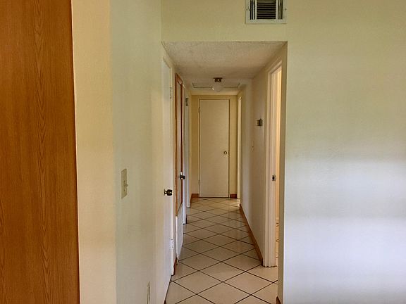 3rd image of 2020 Sue Ann St