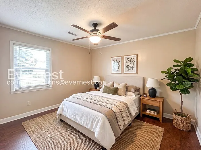4911 Buford Ave — Photo 13