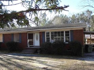 12 E Sassafras St., Andrews, SC 29510