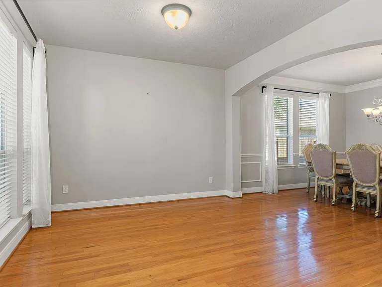 3531 Shoreview Ln — Photo 8