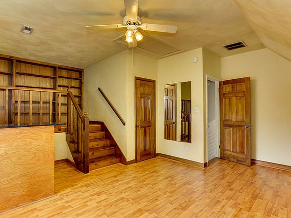 5th image of 421 Vanette Dr