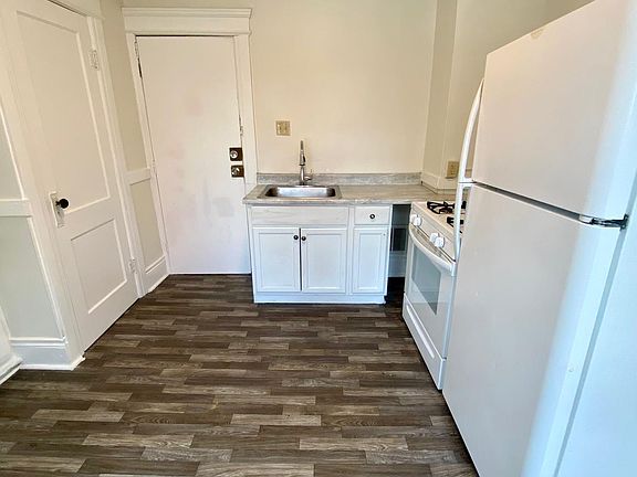3rd image of 343-45 W Ostrander Ave W #2