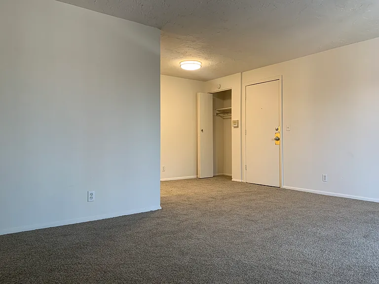 1800-1802 1804 Cooper Foster #R — Photo 10