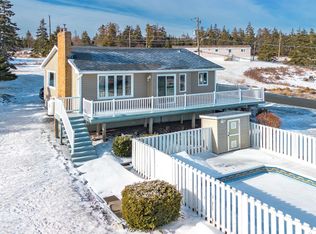 16 Seaview Ln, Cape Breton, NS B1C 1Z2