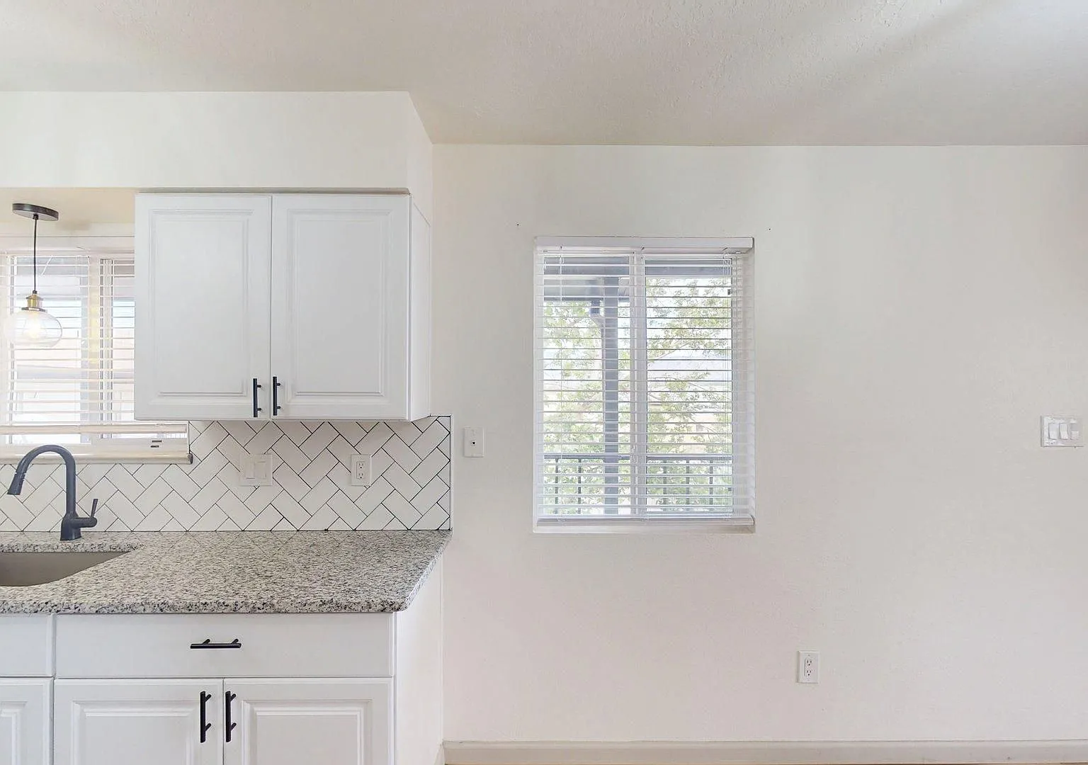 1420 Truman St SE — Photo 4