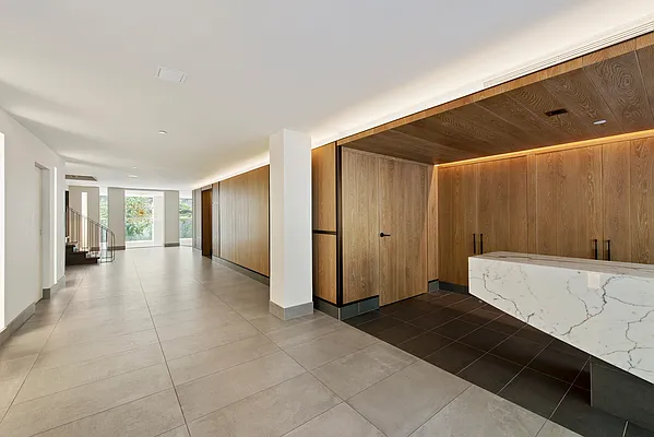 Sold by Bond New York | media 35