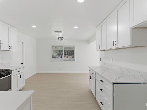 4th image of 916 Alandale Ave