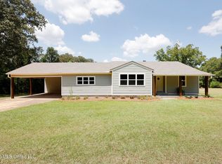 6121 Gibson Rd, McComb, MS 39648