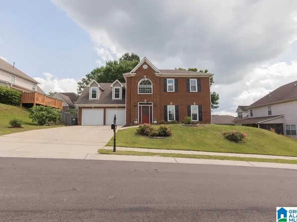 1104 Colony Trl, Hoover, AL 35226