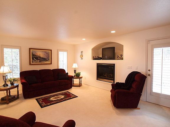 Family Room off of Kitchen area