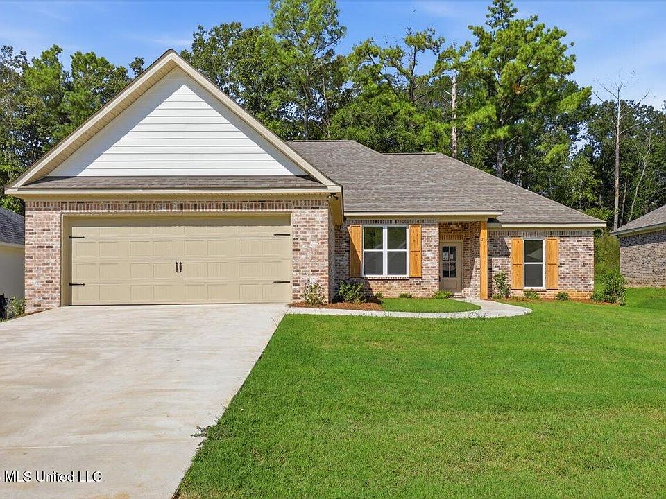 1st image of 218 Anderson Oaks Dr