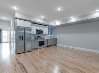 2115 Master St #B, Philadelphia, PA 19121