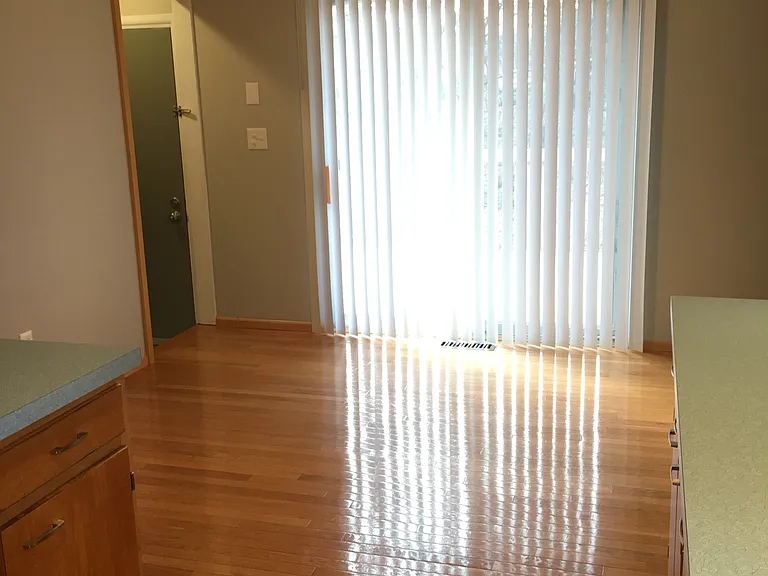 3160 Fernwood Ave — Photo 25