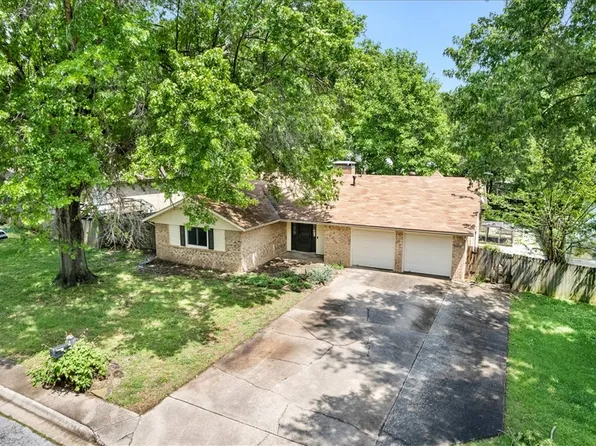 4203 Tomahawk Cir, Springdale, AR 72764
