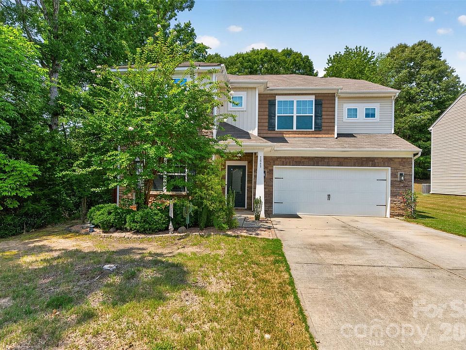 1st image of 1845 Caprington Dr