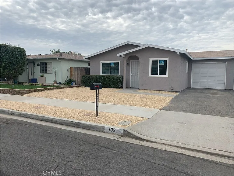 133 Francesca Dr — Photo 2