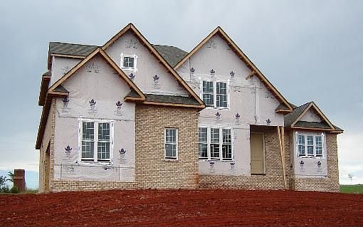 1st image of 213 Two Creek Dr