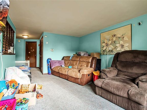 5th image of 280 Currier Ave