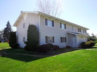 213 Robson Dr APT 1, Lockport, IL 60441