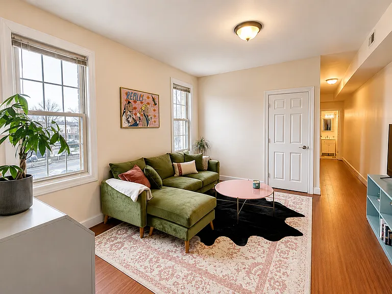 1111 Lamont St NW #203 — Photo 6