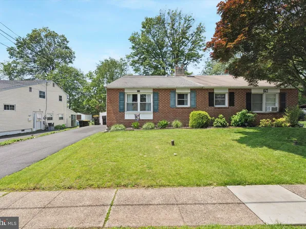 718 Cherry St, Lansdale, PA 19446