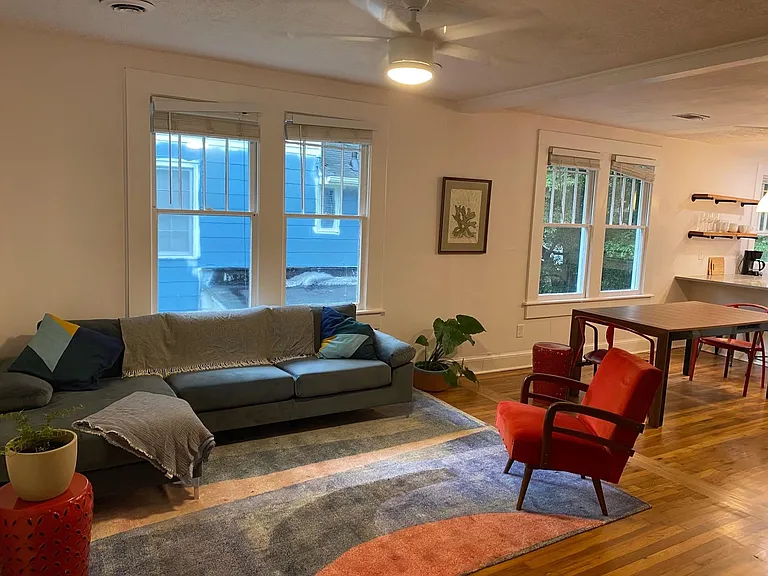 706 Hansell St SE #A — Photo 2