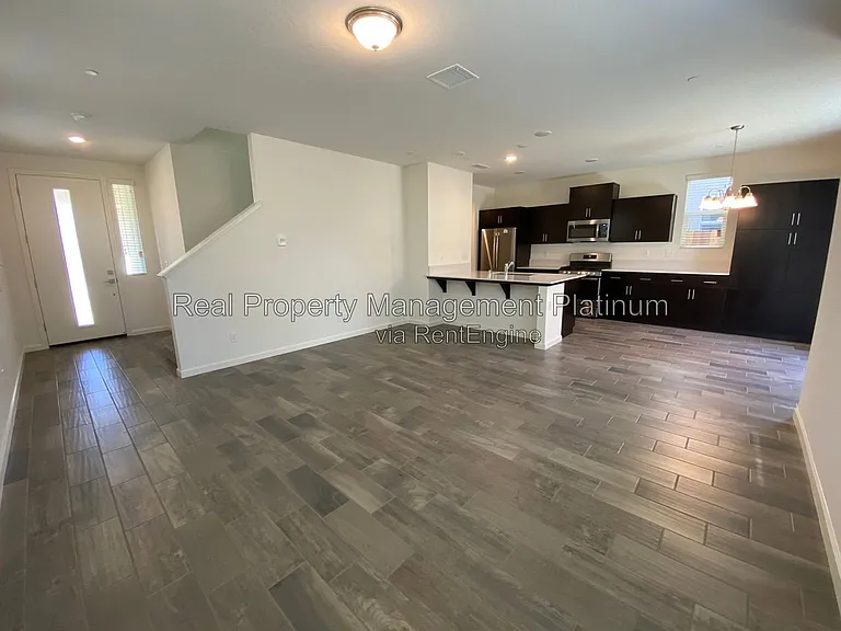 3736 Longford Way — Photo 3