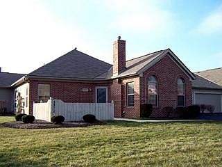 1st image of 5572 Meadowood Ln