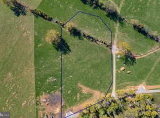 5 Old Waterloo Rd, Boyce, VA 22620