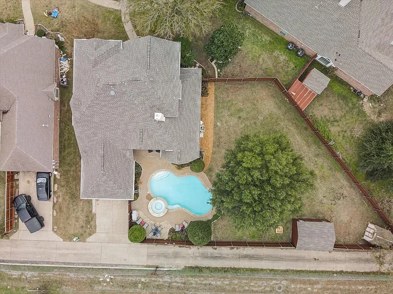 2401 Scarlet Oak Dr — Photo 49