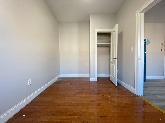 4th image of 401 53rd St #23E