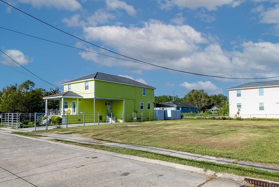 1st image of 2346 Forstall St