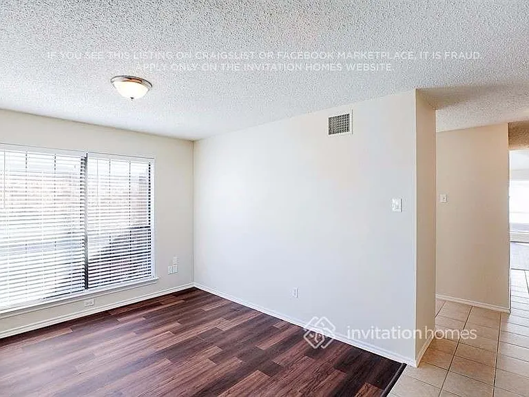 1340 Todd Dr — Photo 3