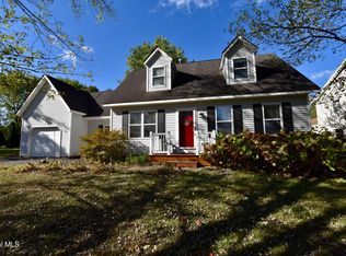 1 New Kent Rd, Gansevoort, NY 12831