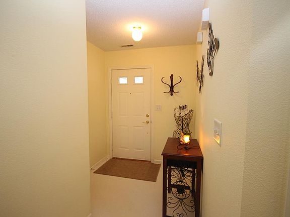 3rd image of 9698 Trail Dr