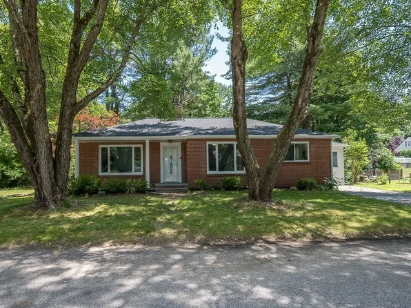 1 Malden St, Oxford, MA 01540